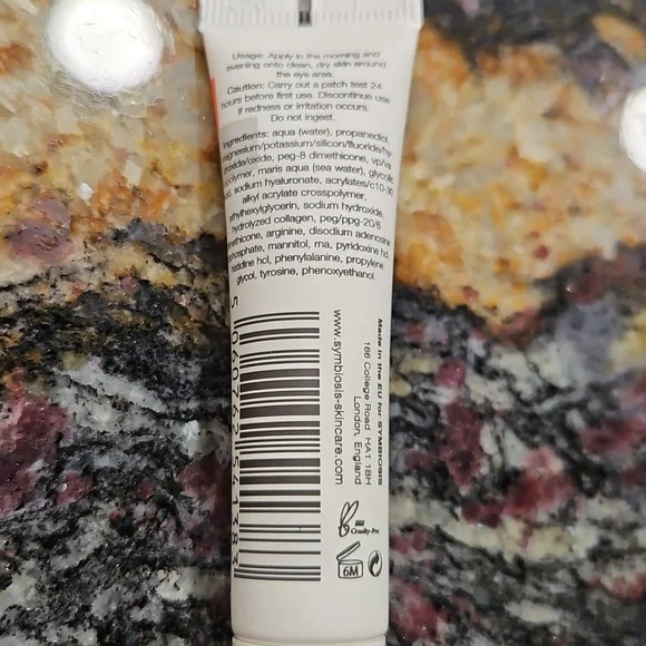 Symbiosis London - Overnight Rejuvenating Eye Serum - 15 ml